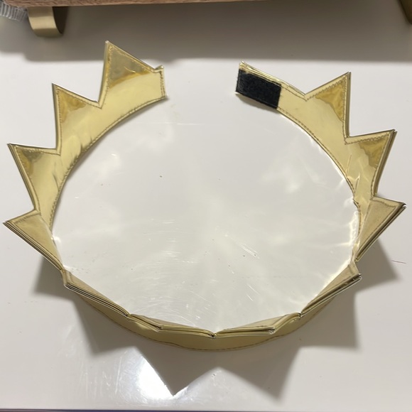 Gold Crown Adjustable (Velcro Closure) - Picture 7 of 11